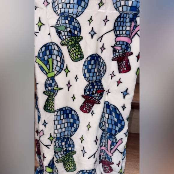 Super Cute Snowman ☃️ Disco plush blanket throw 50” x 70” by Snow Much Fun - NEW - Picture 5 of 9